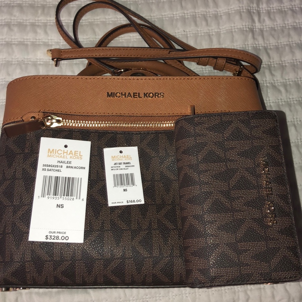 - MICHAEL KORS HAILEE SET